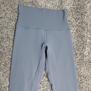 Lululemon aligns 21"